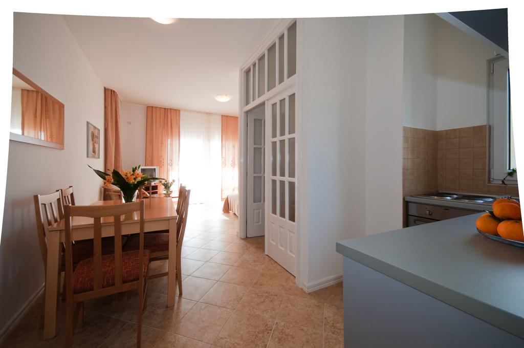 Villa Tenzera تْشيرسيك نوفي الغرفة الصورة